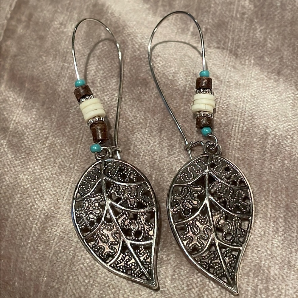 Southwestern Paisley Drop Earrings NWOTS